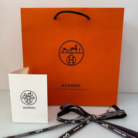 Authentic NEW HERMES Boutique Orange Brown Paper Bag Ribbon Receipt Envelope - Picture 1 of 15